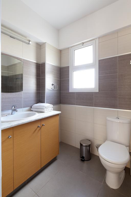Adamou Gardens Apartment Пафос Екстериор снимка