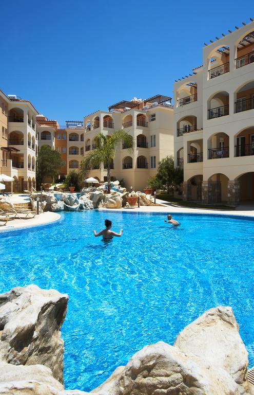 Adamou Gardens Apartment Пафос Екстериор снимка